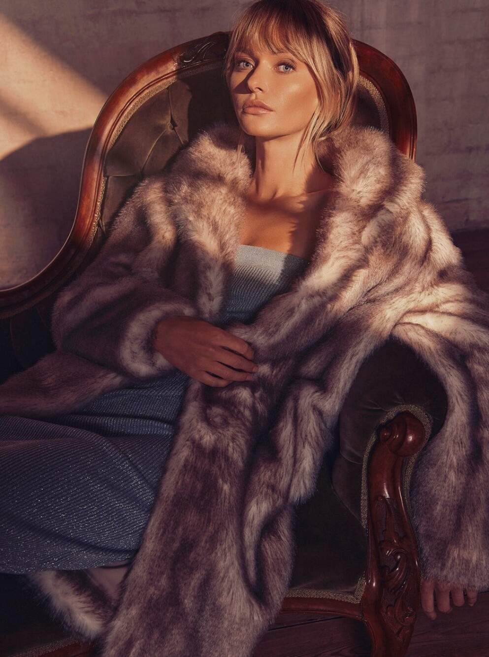 .. Unreal Fur Elixir Coat, Gray-Natural (S)